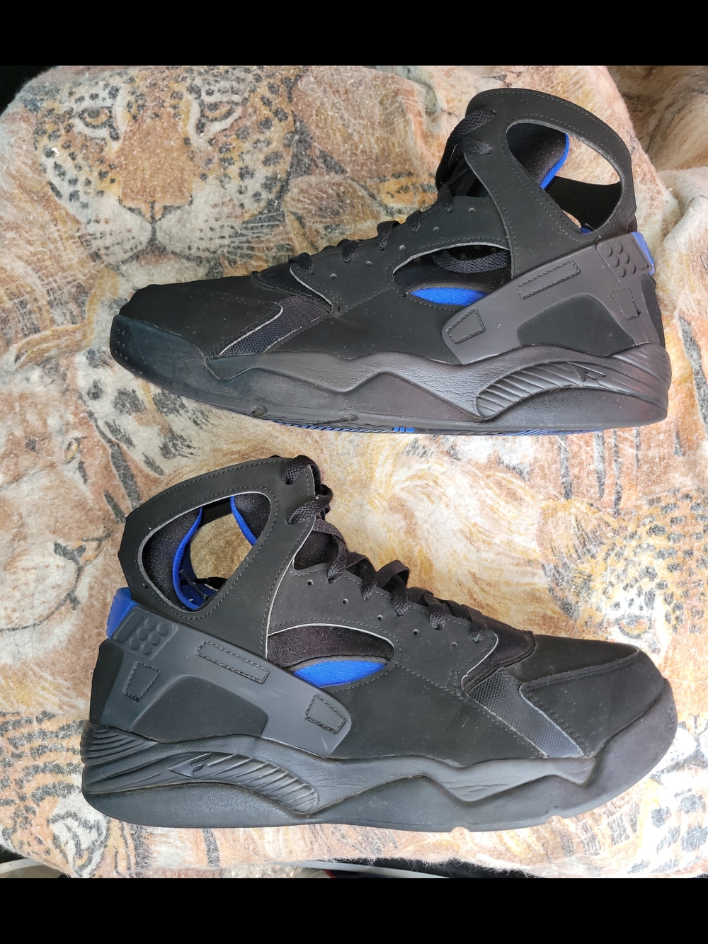 Nike Air Flight Huarache Sneakers